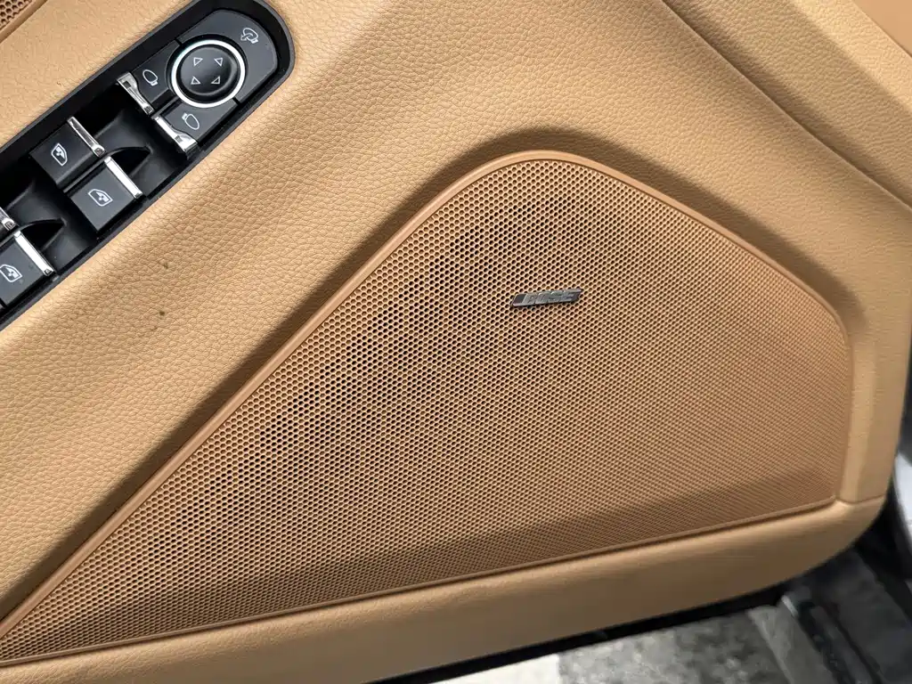 Porsche Panamera Hybrid — миниатюра 10