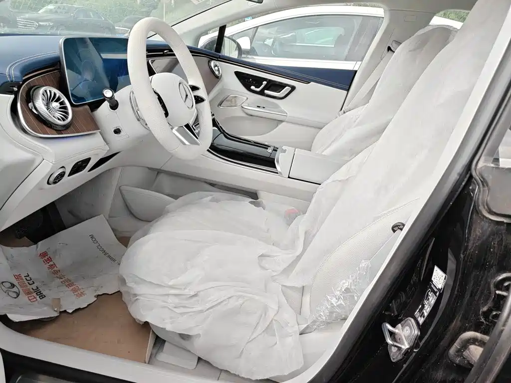 Mercedes-Benz EQE 2025 Черный из Китая, фото 6