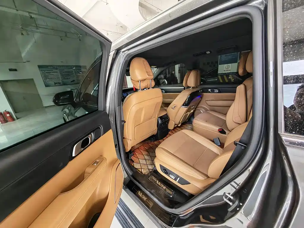 Li Auto Li ONE — миниатюра 9