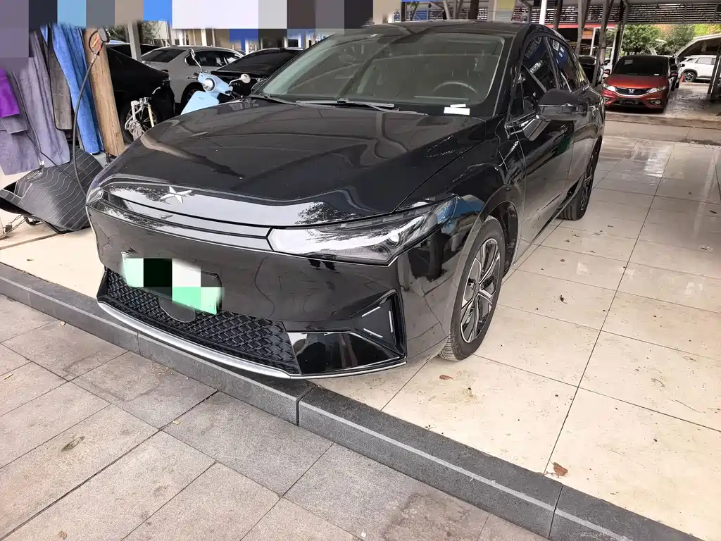 XPeng P5