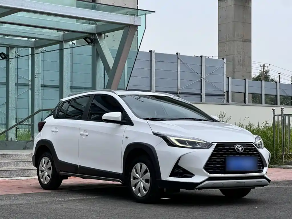 Toyota Yaris L — миниатюра 8