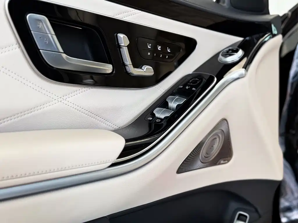 Mercedes-Benz S-Class — миниатюра 18
