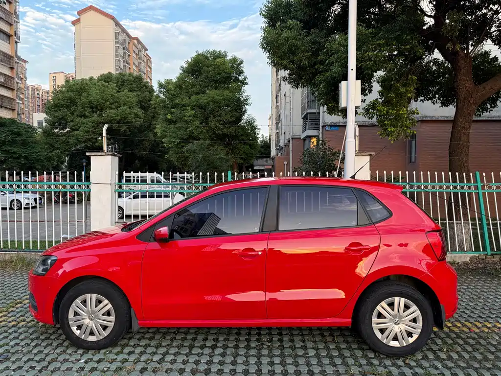 Volkswagen Polo — миниатюра 14