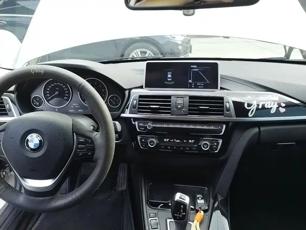 BMW 3 Series — миниатюра 10