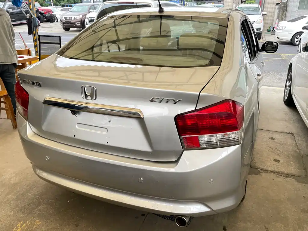 Honda City Classic — миниатюра 5