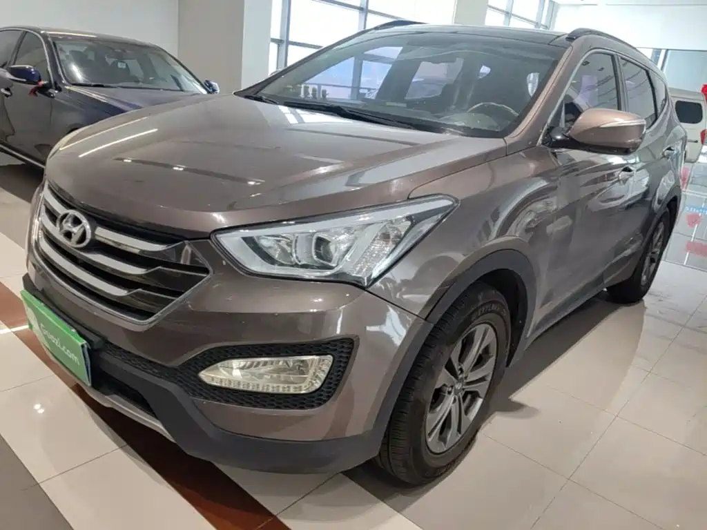 Hyundai Santa Fe — миниатюра 2