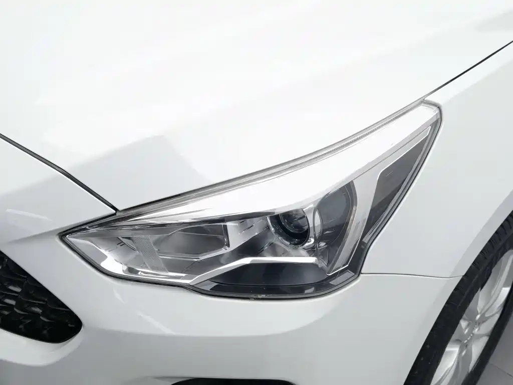 Haval M6 — миниатюра 7