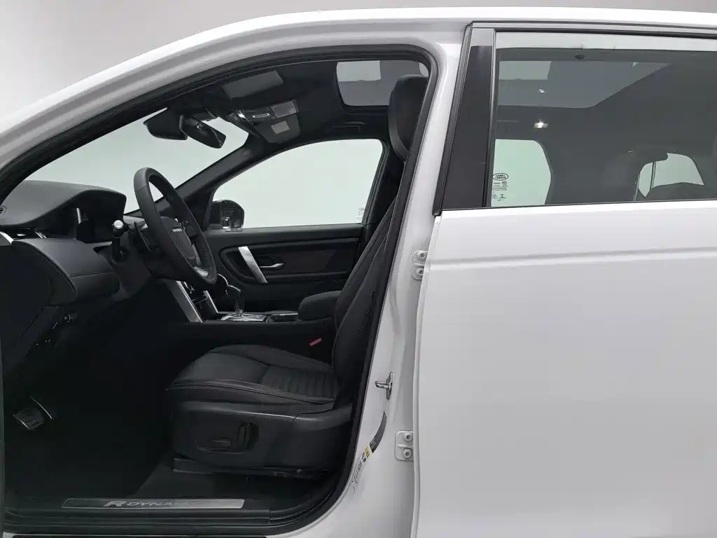 Land Rover Discovery Sport — миниатюра 10