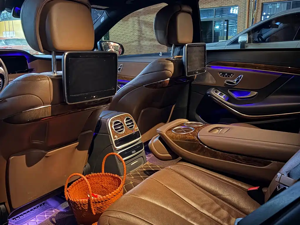 Mercedes-Benz S-Class — миниатюра 7