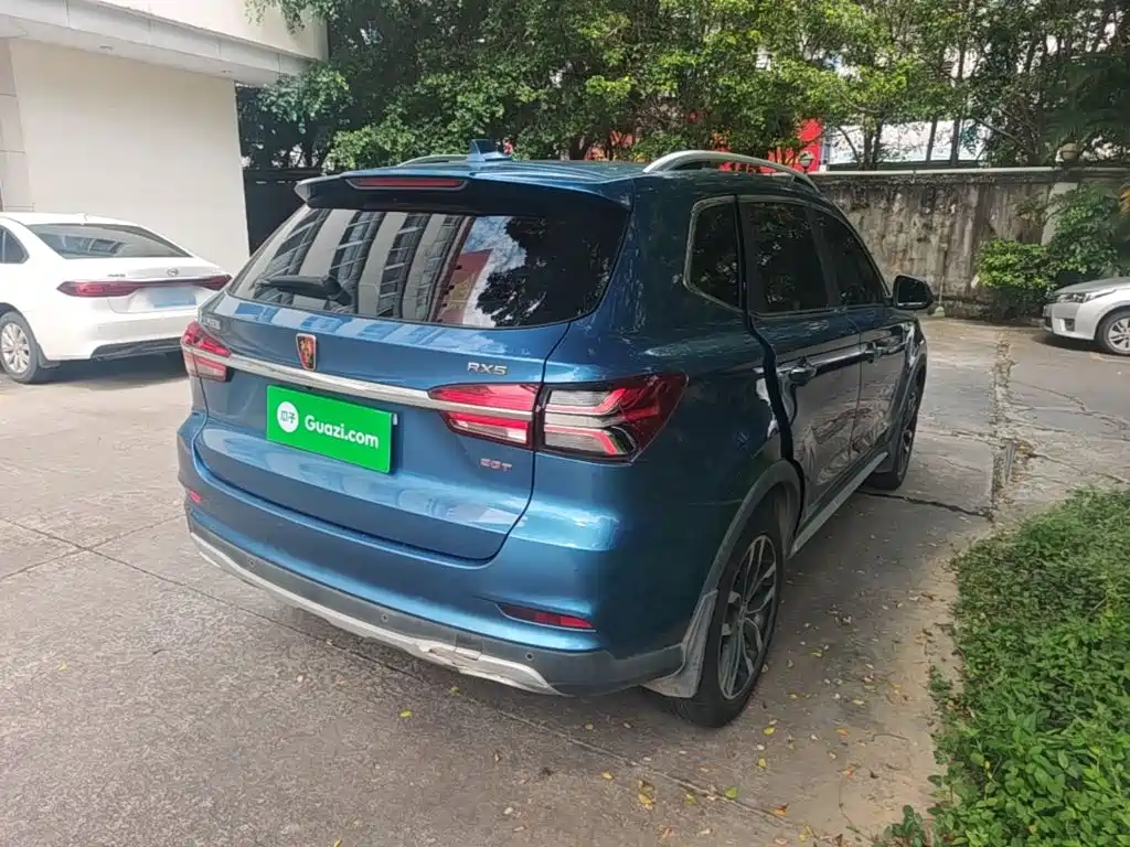 Roewe RX5 — миниатюра 7