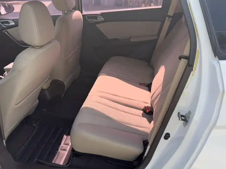 Baojun 310W — миниатюра 24