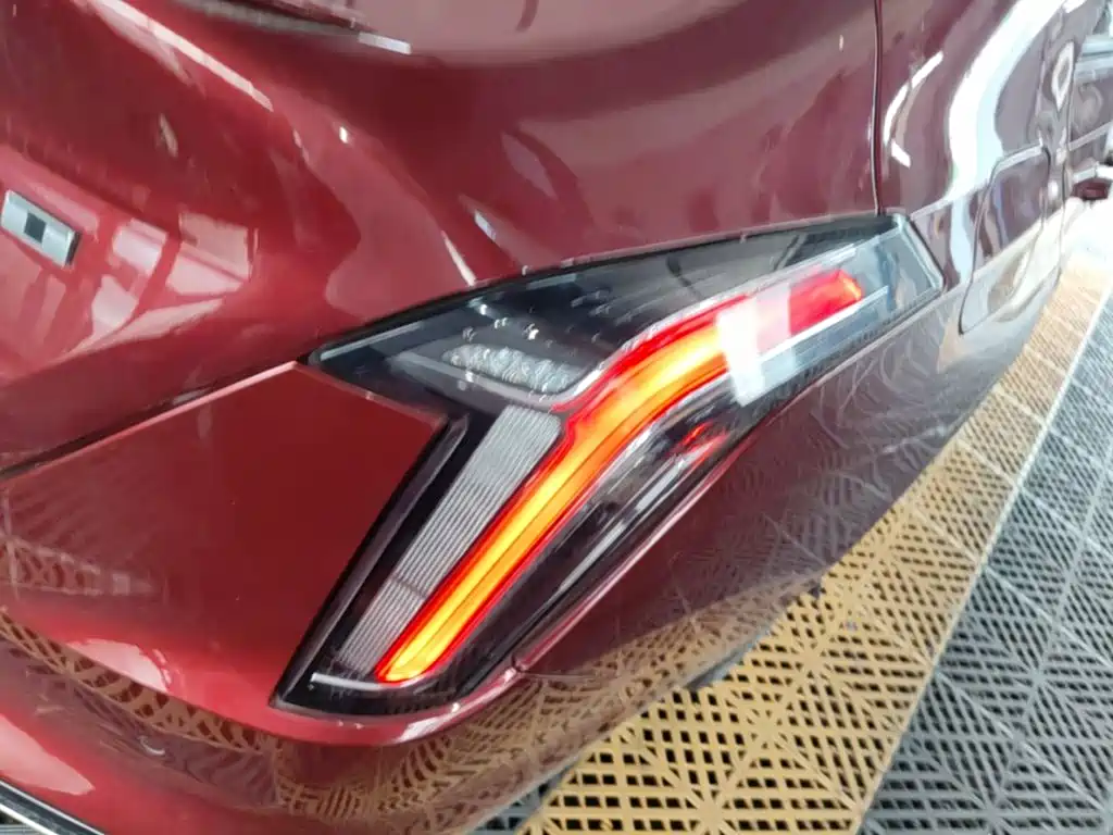 Cadillac CT4 — миниатюра 8