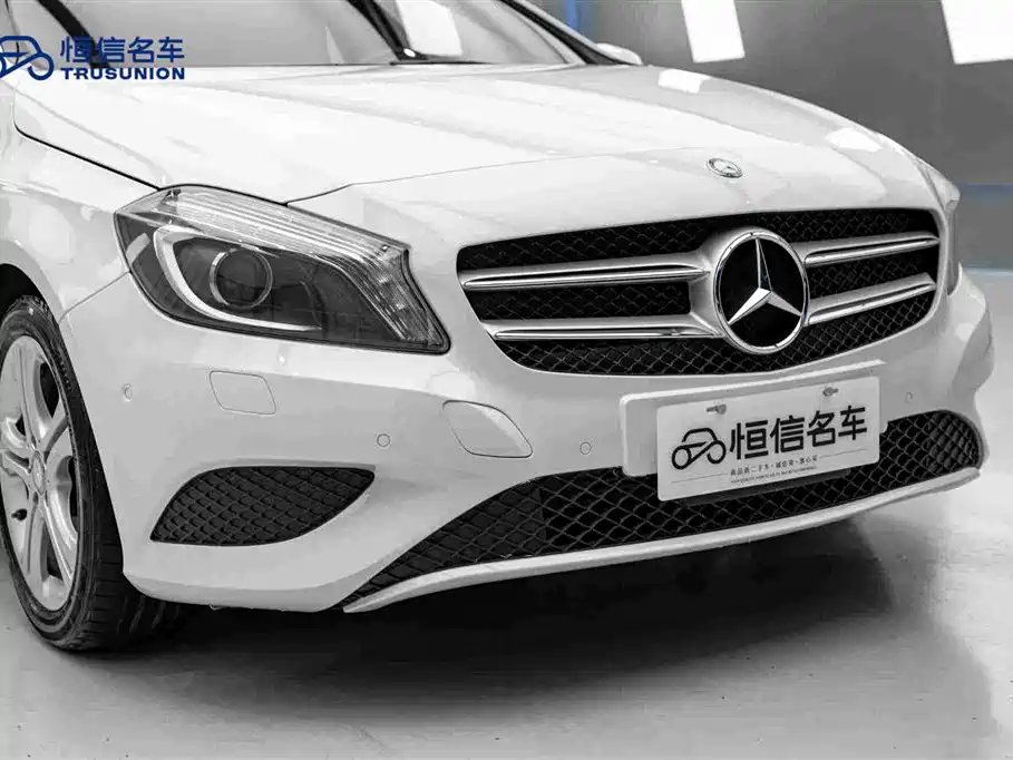 Mercedes-Benz A-Class (Import) — миниатюра 9