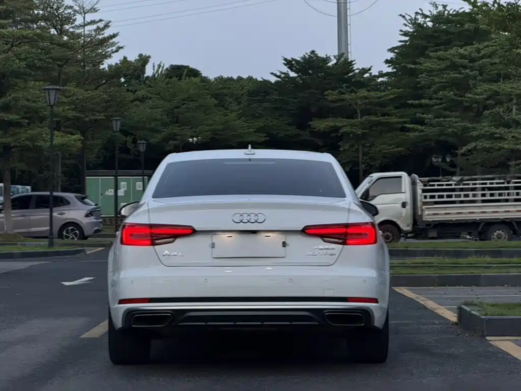 Audi A4L — миниатюра 24