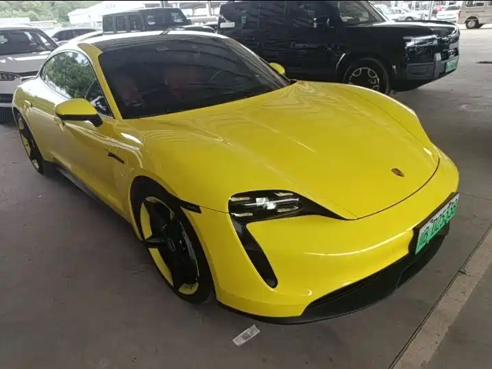 Porsche Taycan — миниатюра 5