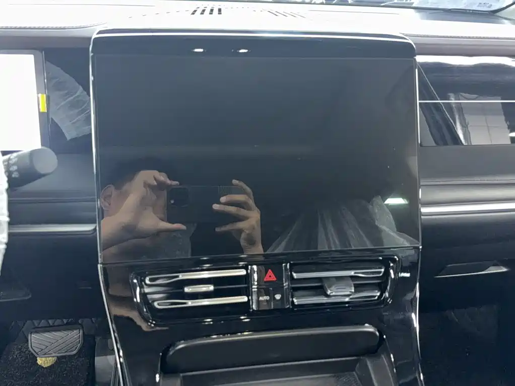 GAC Motor Trumpchi M8 — миниатюра 6