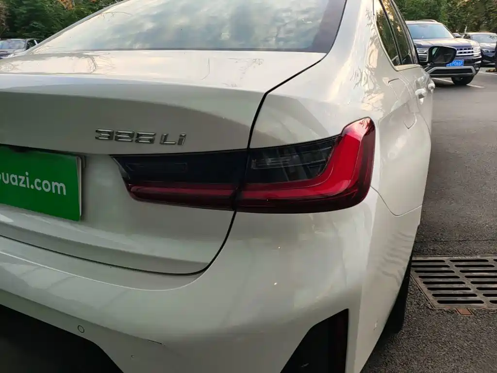 BMW 3 Series — миниатюра 8