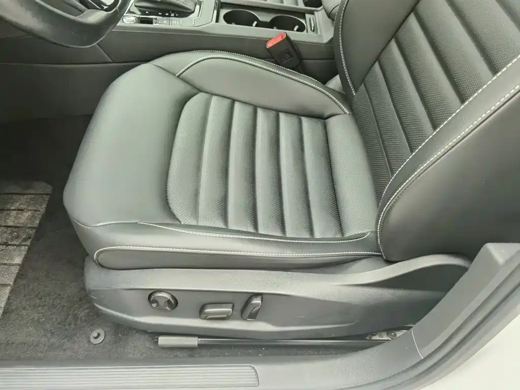 Volkswagen Lamando — миниатюра 20