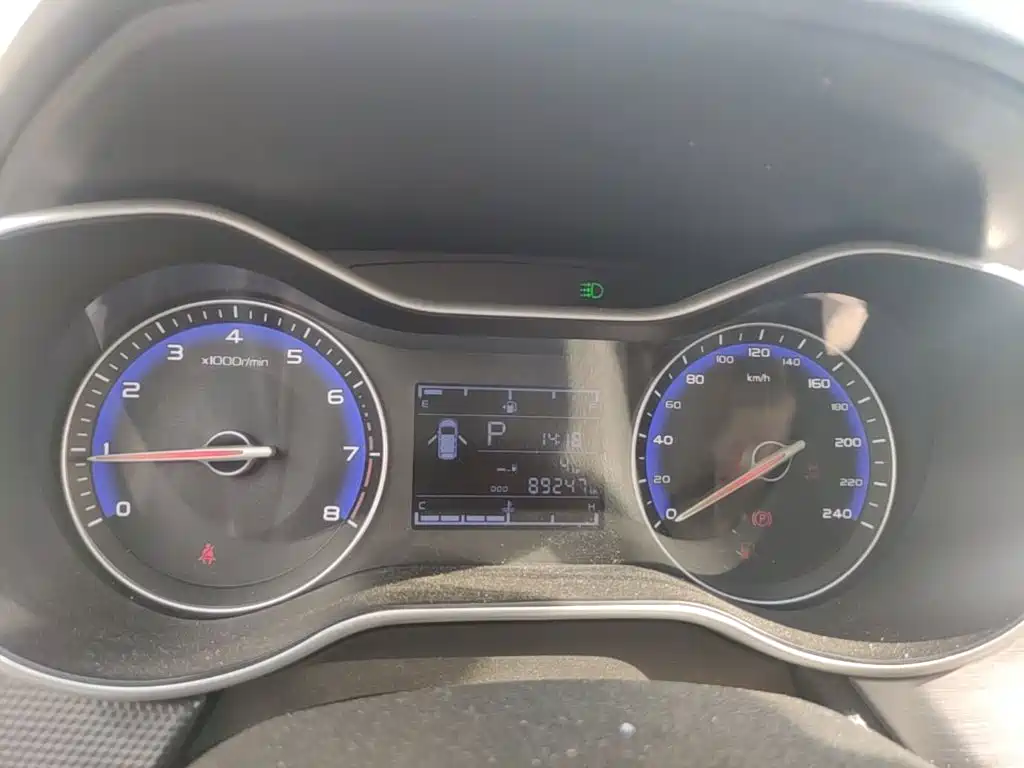 Geely Vision — миниатюра 12