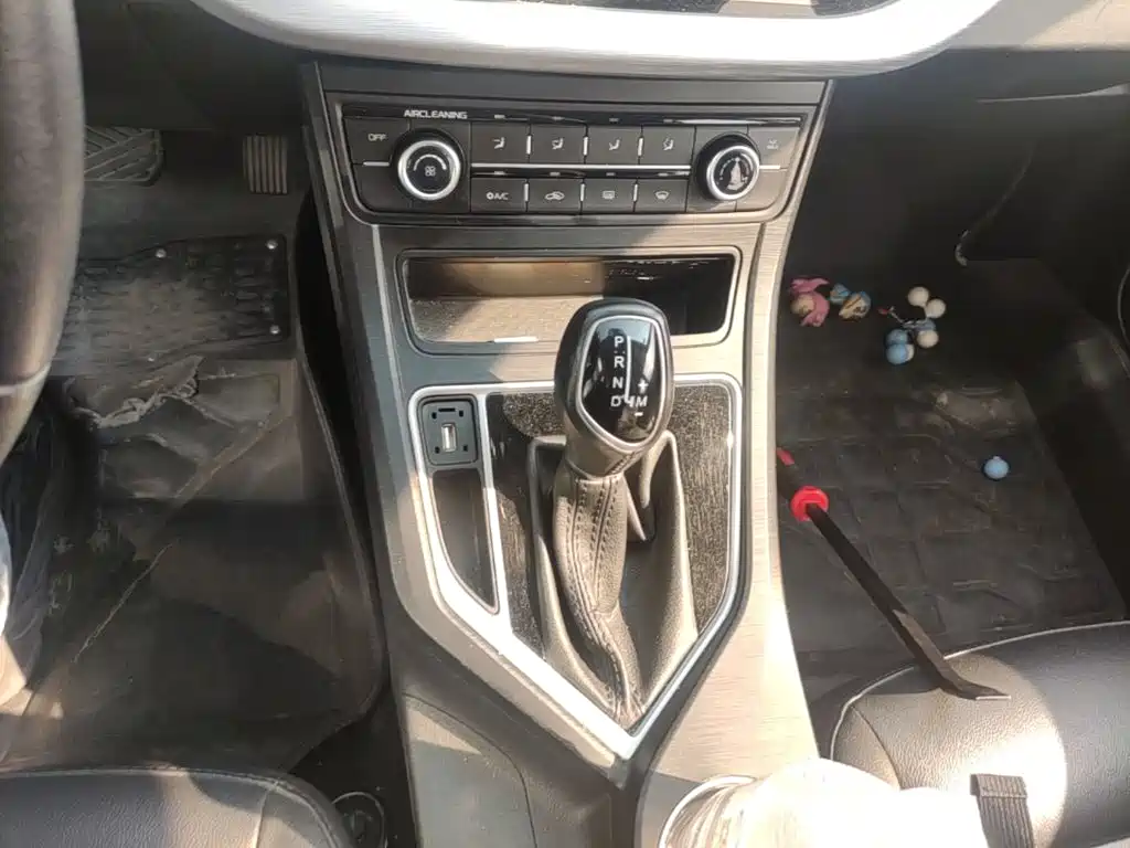 Geely Vision — миниатюра 14