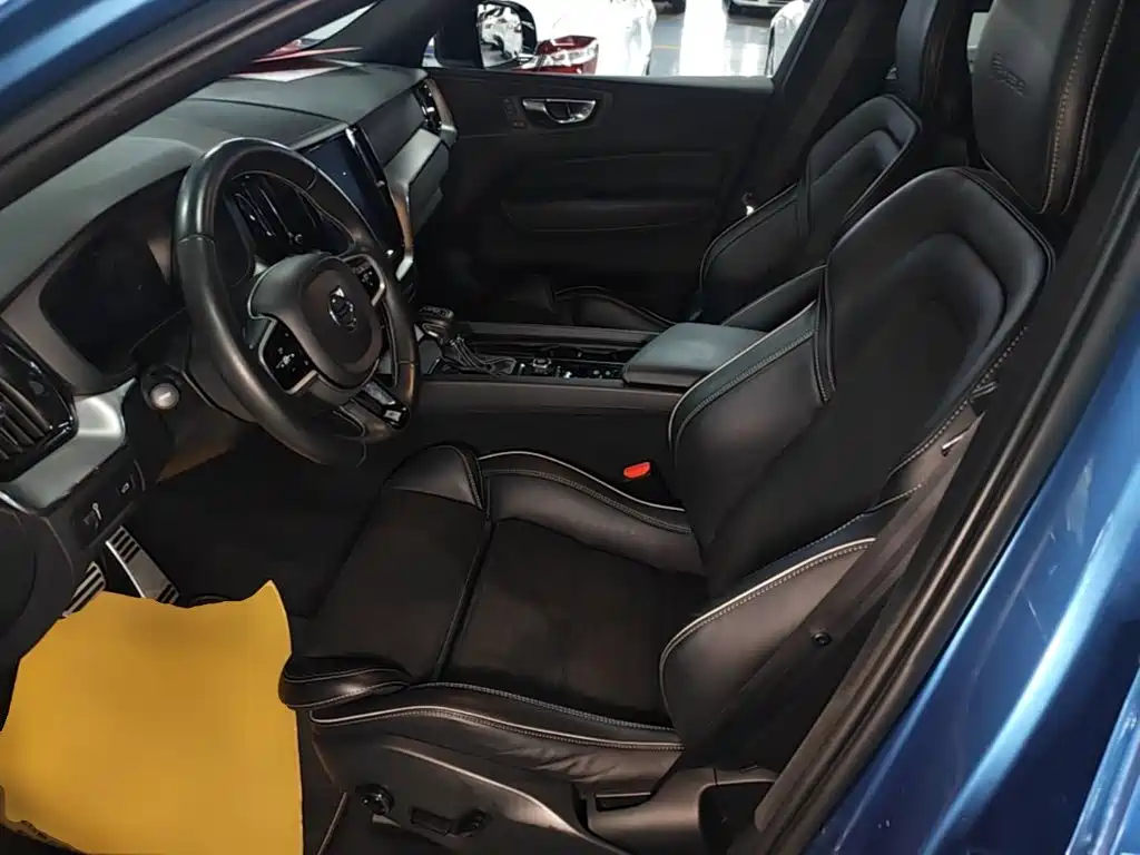 Volvo XC60 — миниатюра 15