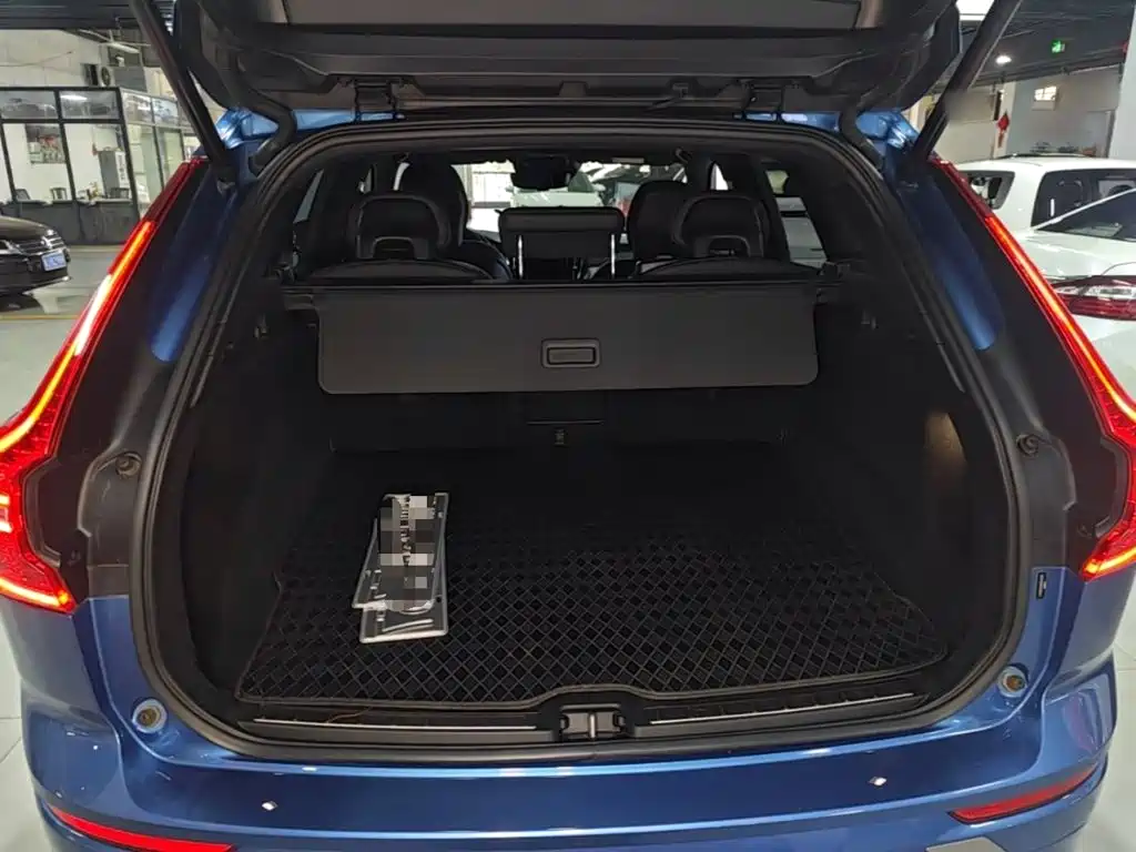Volvo XC60 — миниатюра 19
