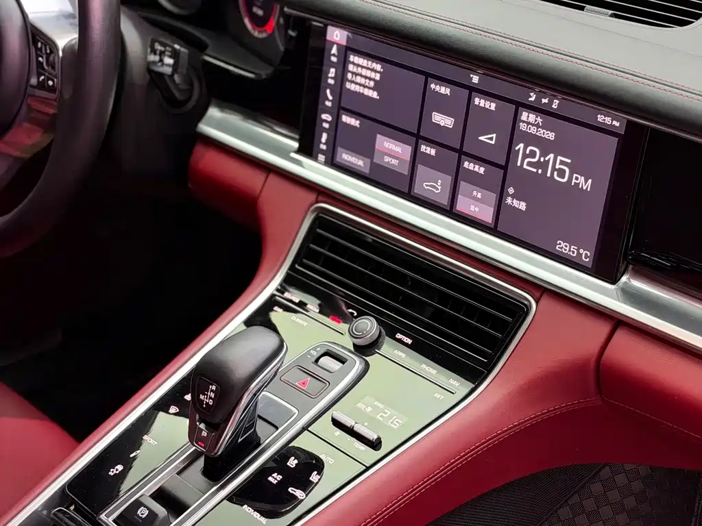 Porsche Panamera — миниатюра 6