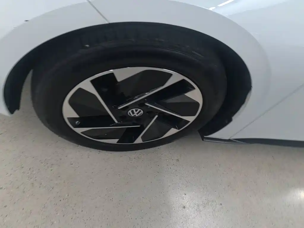 Volkswagen ID.3 — миниатюра 23