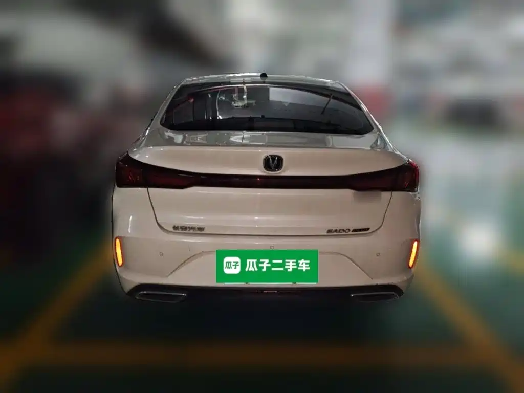 Changan Eado — миниатюра 4