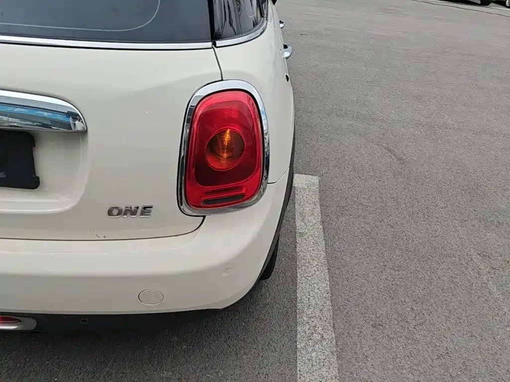 MINI Mini — миниатюра 8