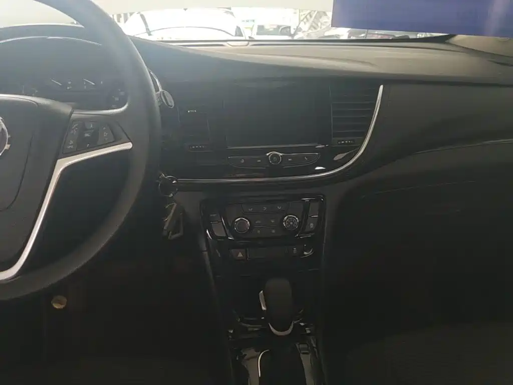 Buick Encore — миниатюра 13