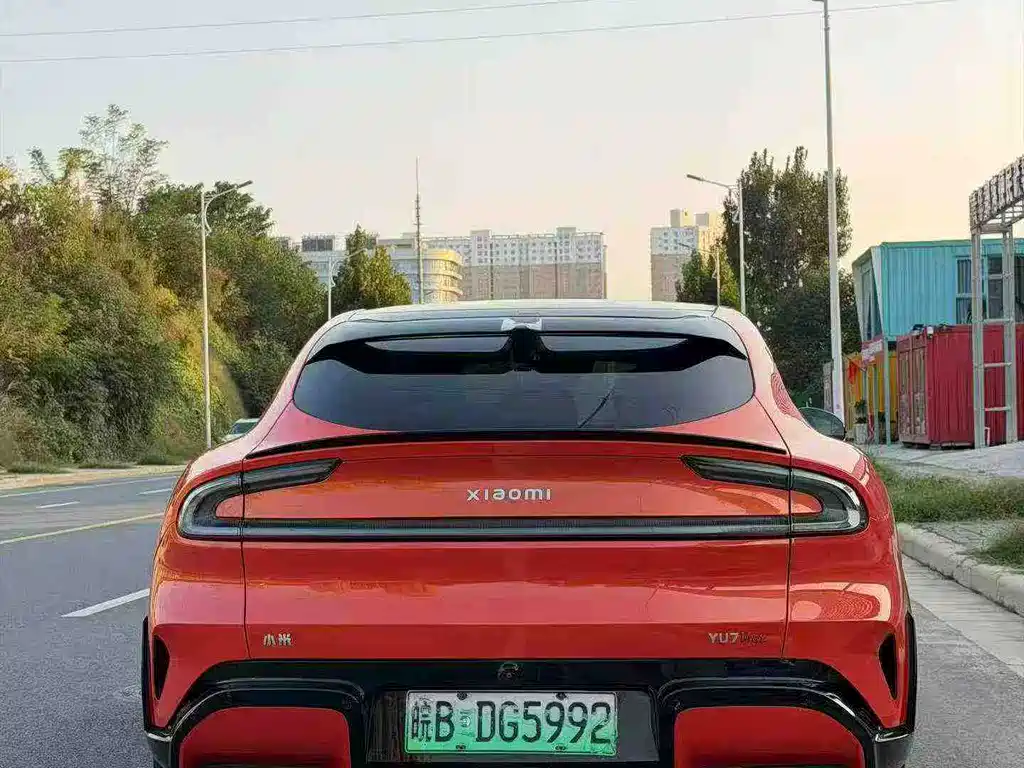 Xiaomi YU7 — миниатюра 9