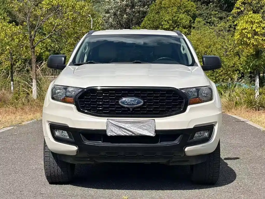 Ford Everest — миниатюра 2