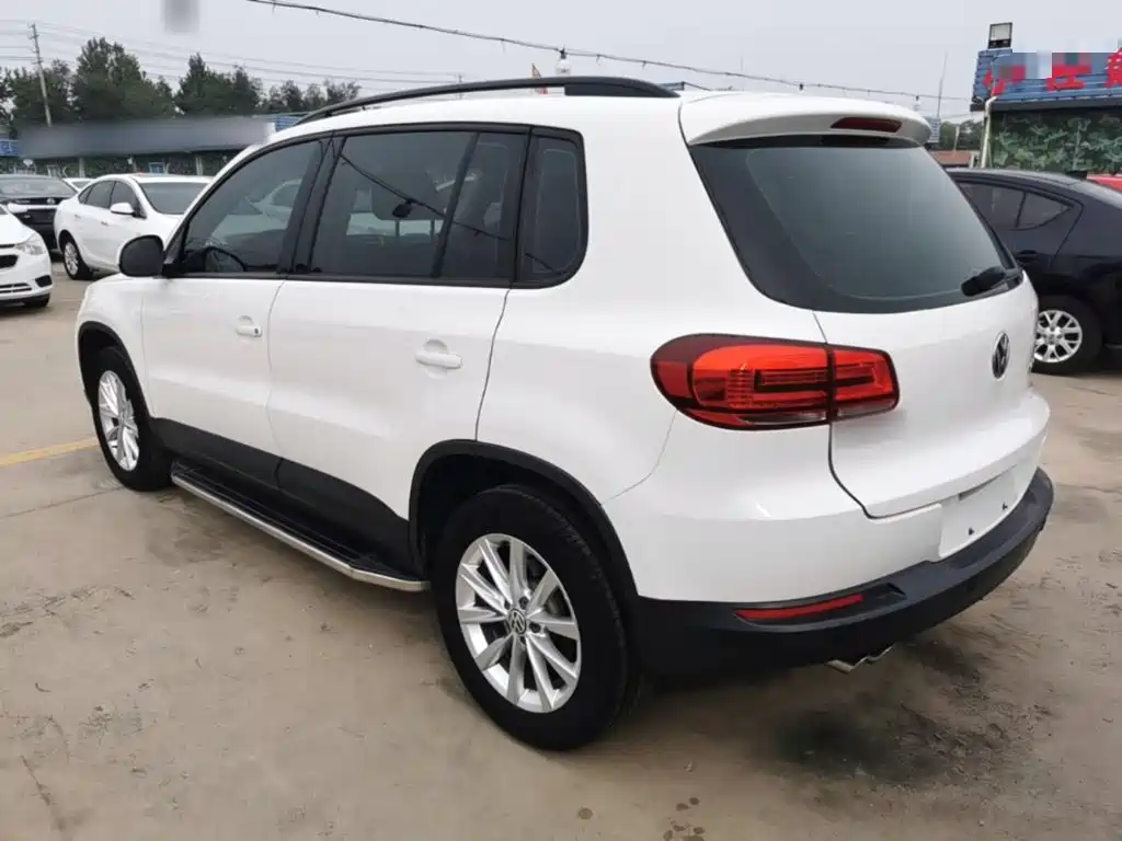 Volkswagen Tiguan — миниатюра 5