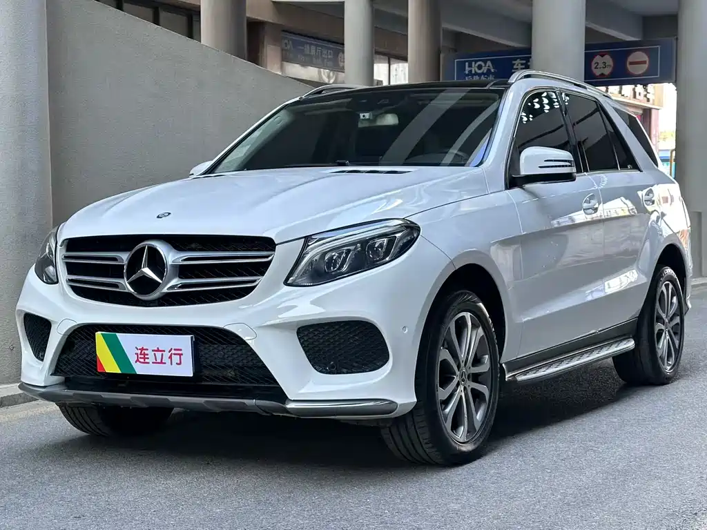 Mercedes-Benz GLE 2016