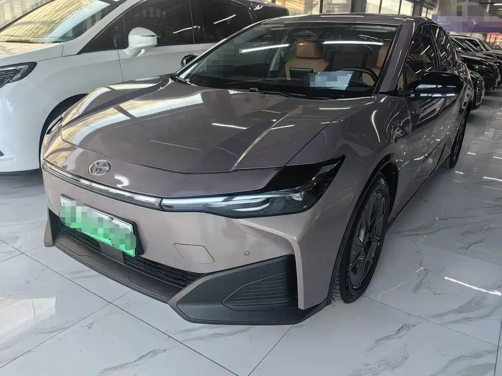 Toyota bZ3 2023