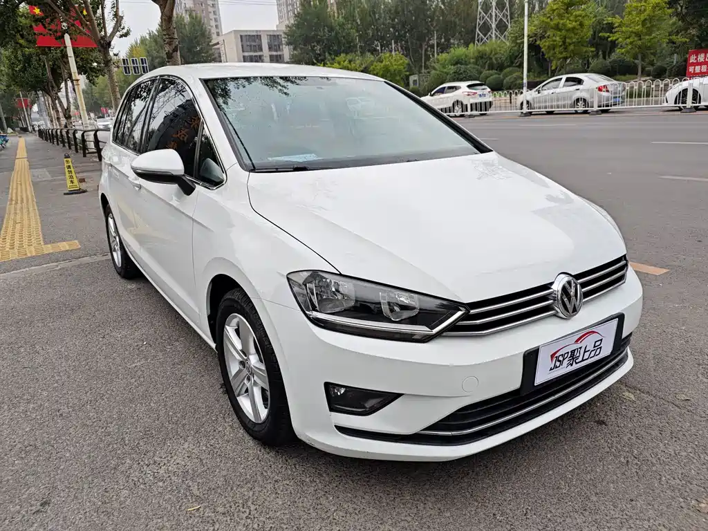 VOLKSWAGEN GOLF*JIAYU