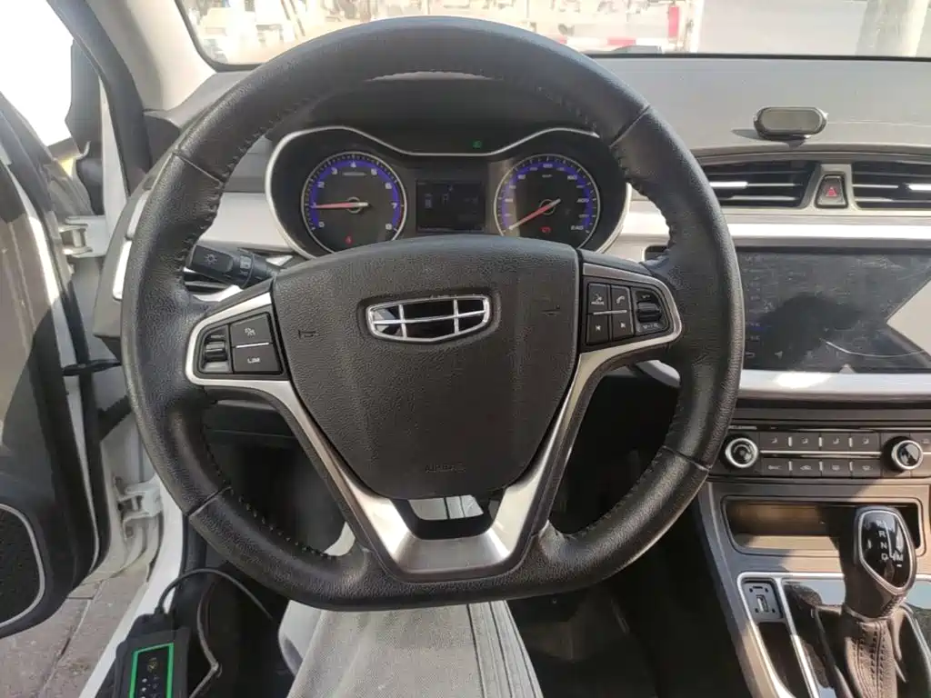 Geely Vision — миниатюра 11