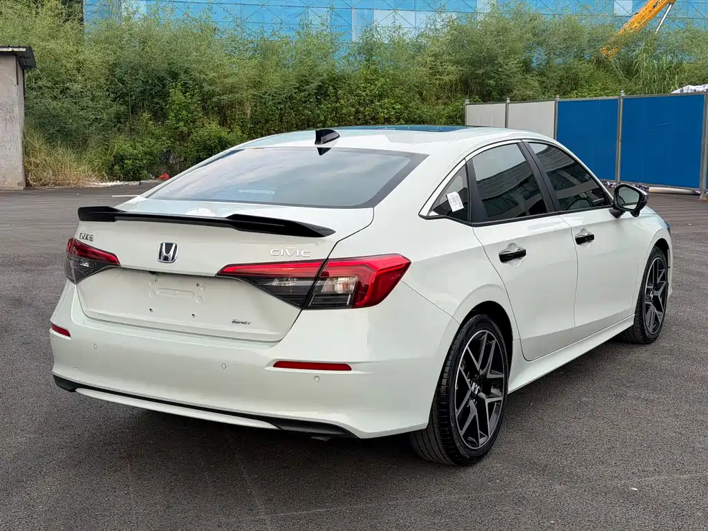 Honda Civic — миниатюра 13