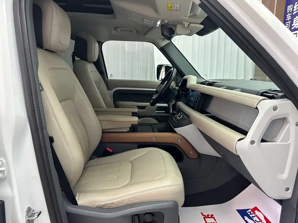 Land Rover Defender — миниатюра 20