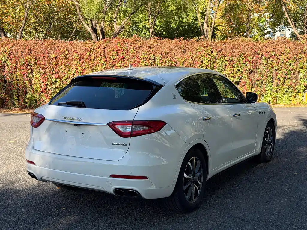 Maserati Levante — миниатюра 9