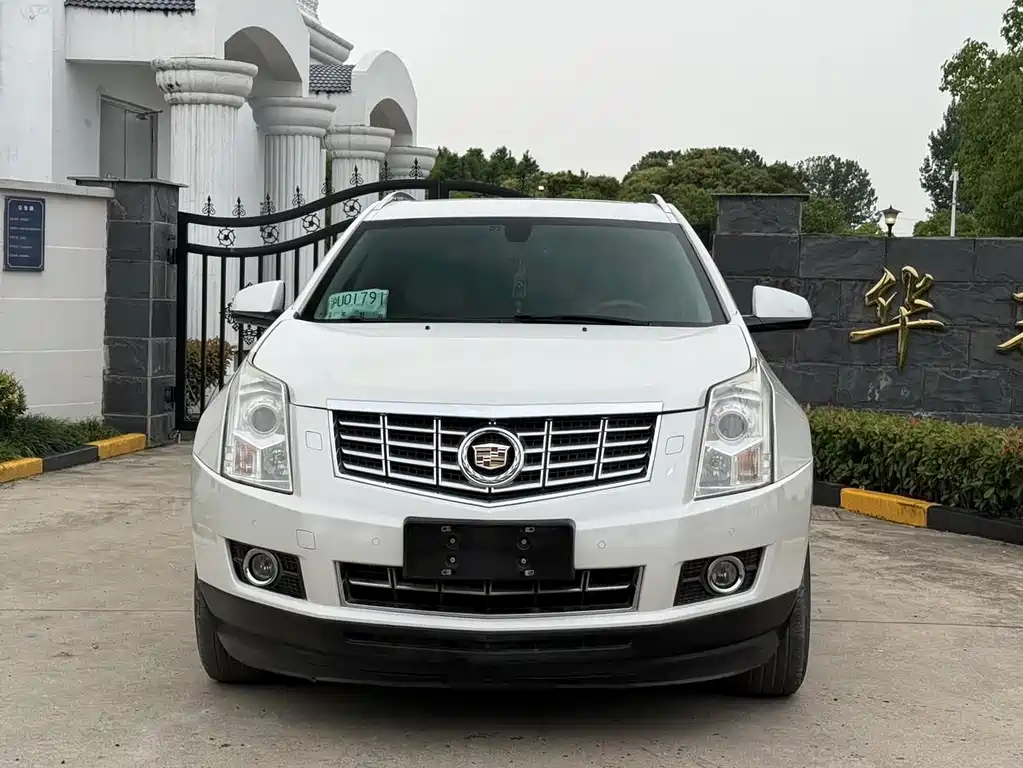 Cadillac SRX — миниатюра 2