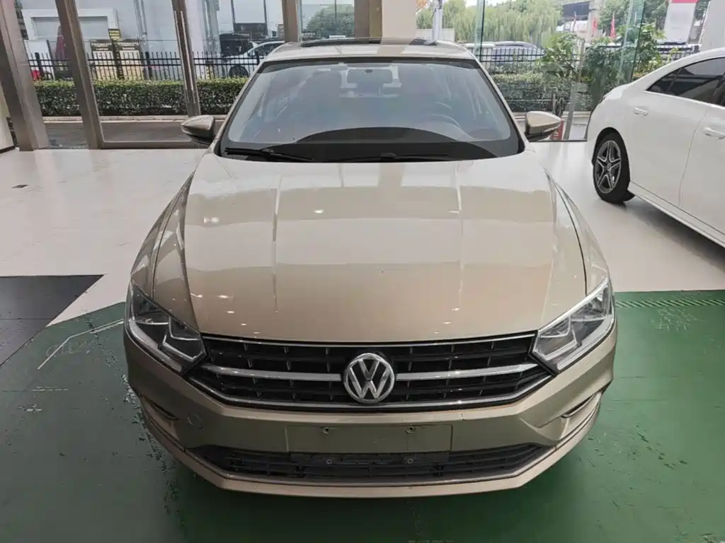 Volkswagen Bora — миниатюра 3