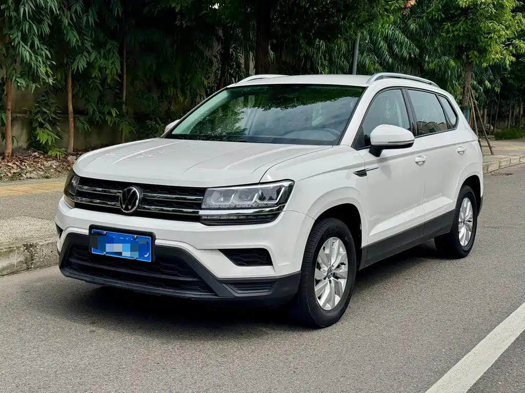 Volkswagen Tharu