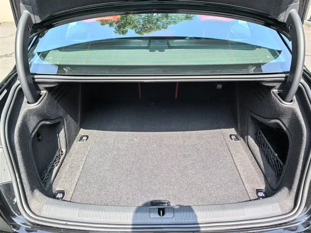 Audi S4 — миниатюра 9