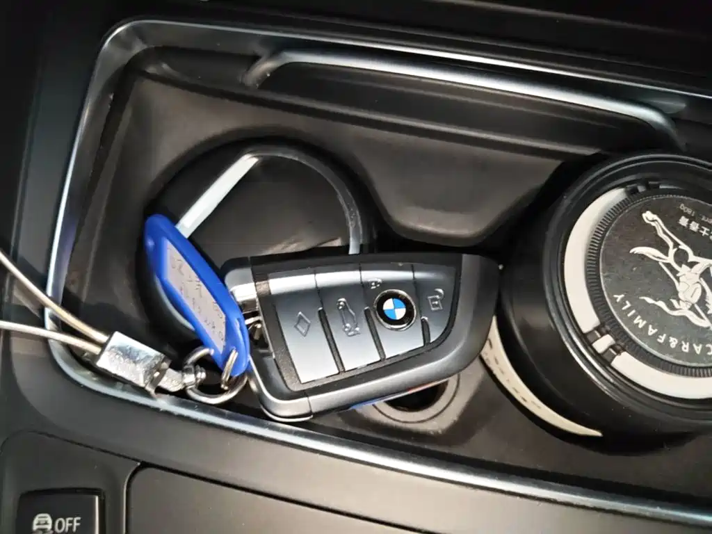 BMW 3 Series — миниатюра 9