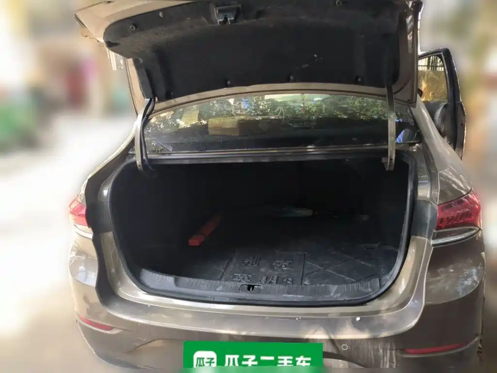 Buick Excelle — миниатюра 15