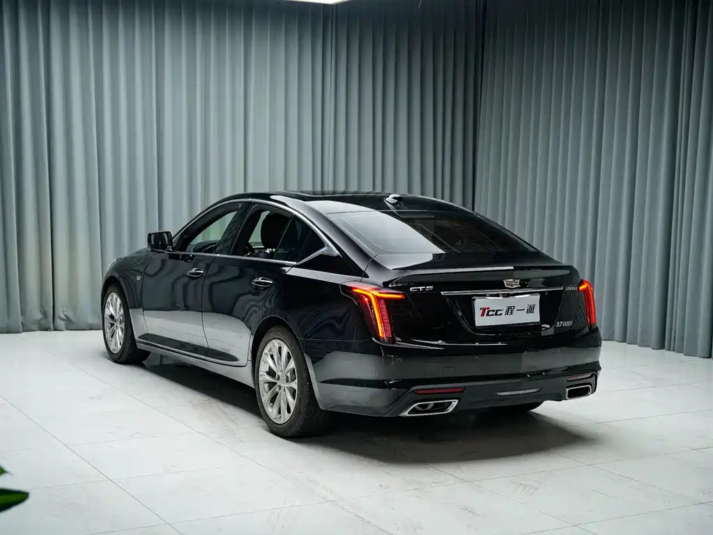 Cadillac CT5 — миниатюра 10