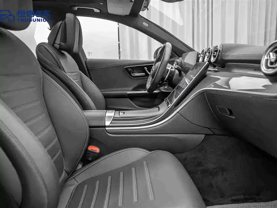 Mercedes-Benz C-Class — миниатюра 15