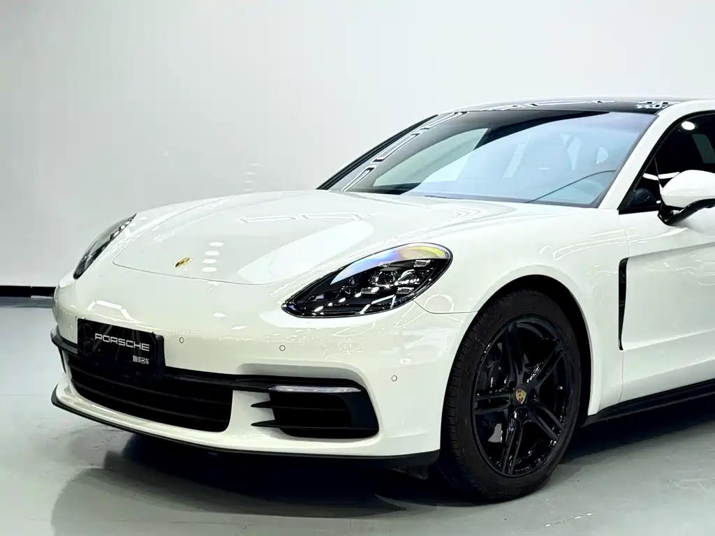 Porsche Panamera — миниатюра 11